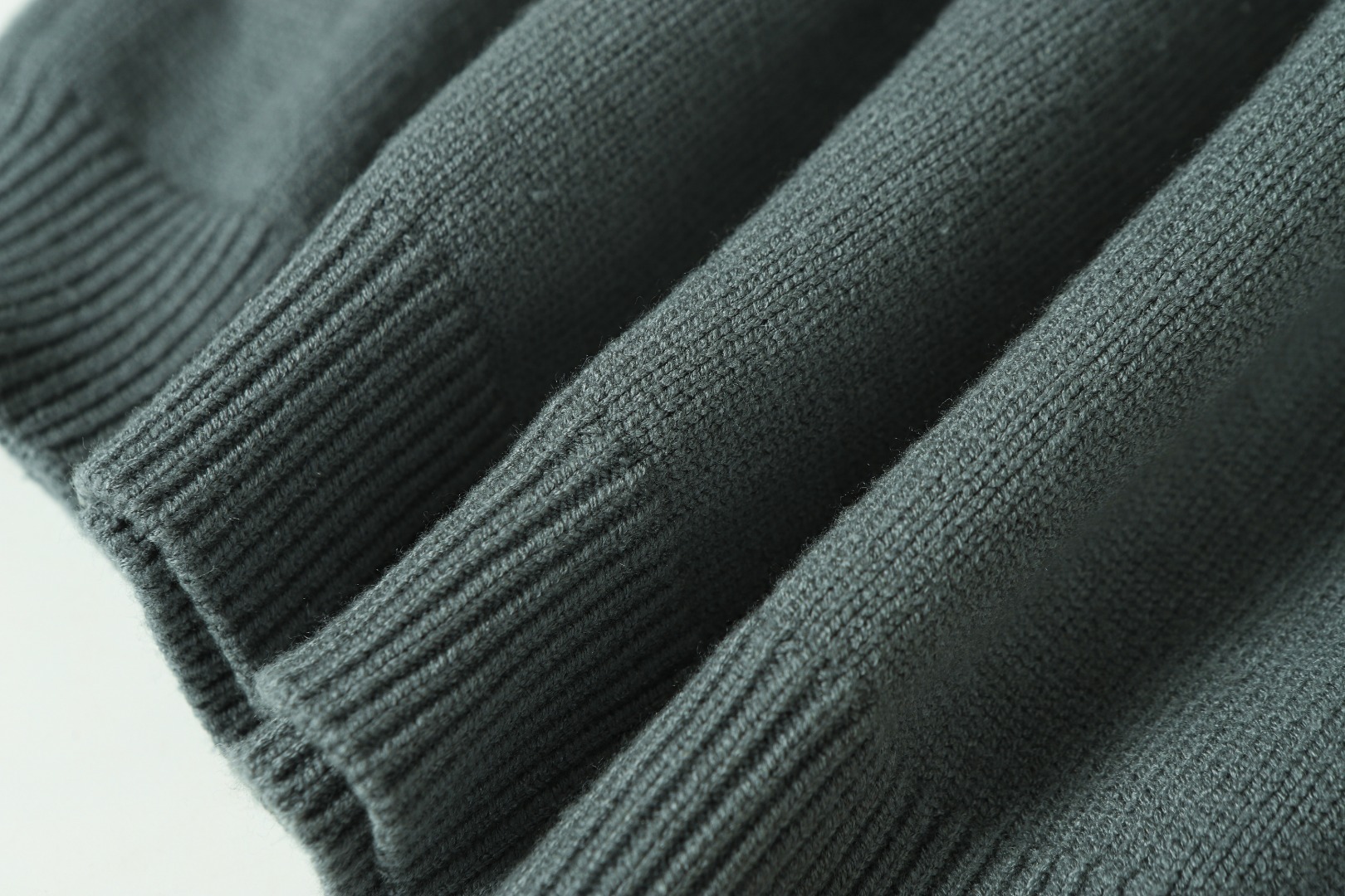 【GUCCI旗艦店】グッチ セーター ご好評に付き再入荷！