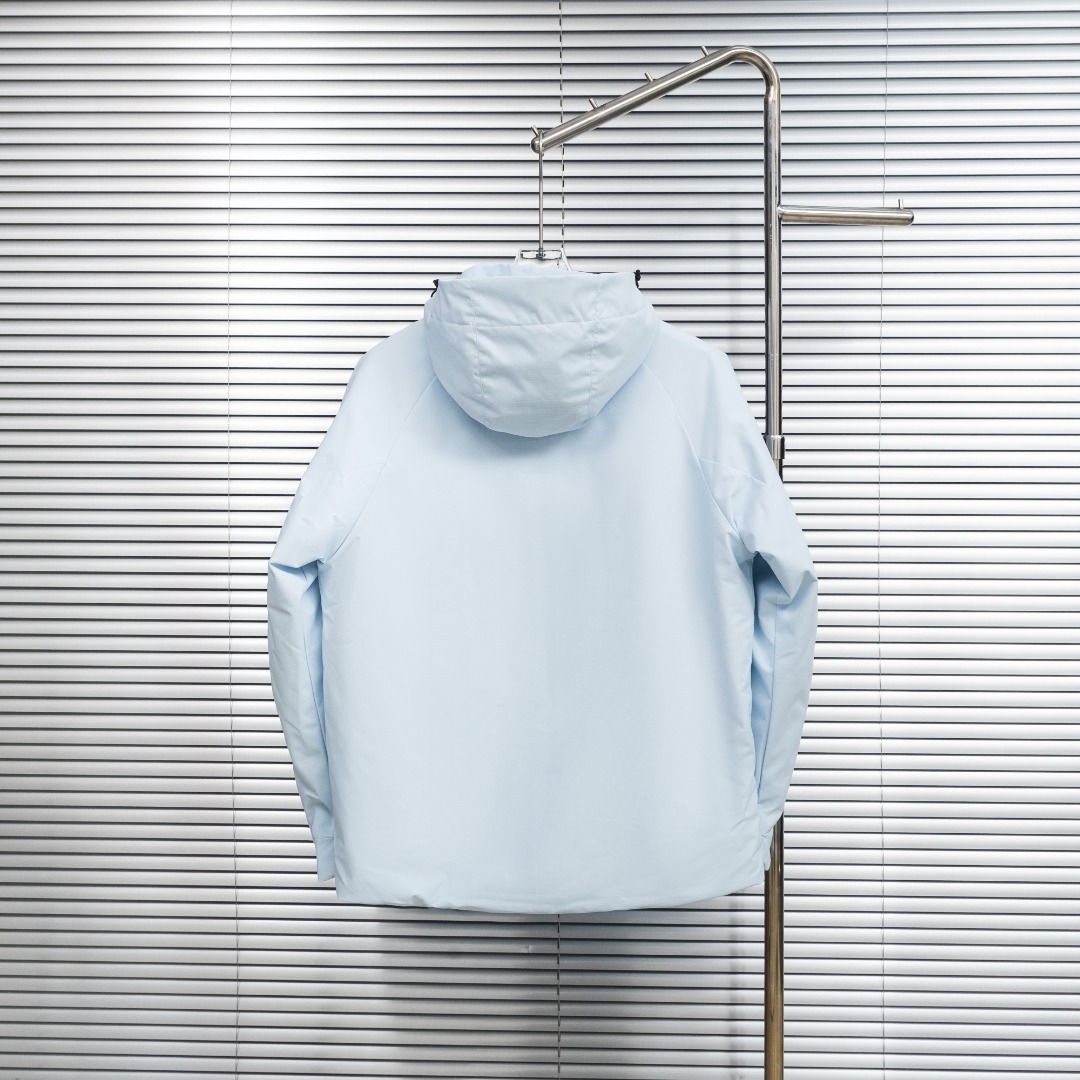 【STONE ISLAND旗艦店】 ジャケット ご好評に付き再入荷！