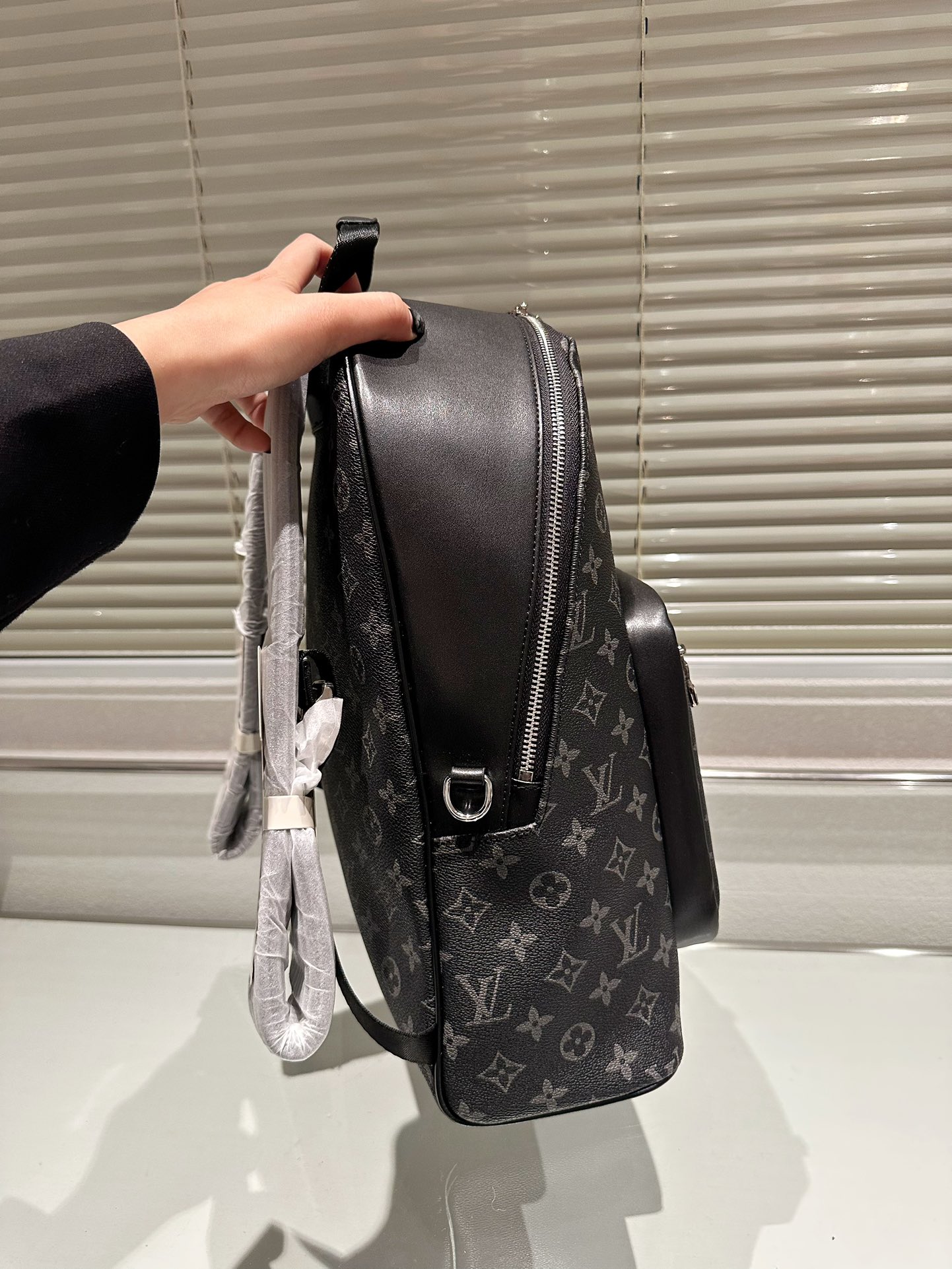 【 LOUIS VUITTON公式 旗艦店】ルイヴィトン リュックサック 当日出荷 好評に付き再入荷！33*42CM