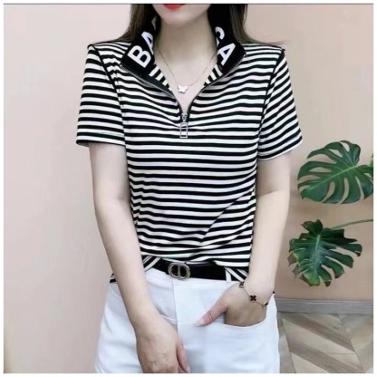 Fashion lapel T-shirt