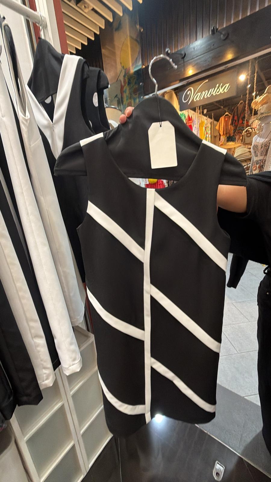 Must be in your closet - Black Slash Sleeveless Top