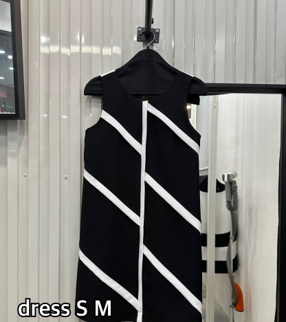 Must be in your closet - Back Slash Dress