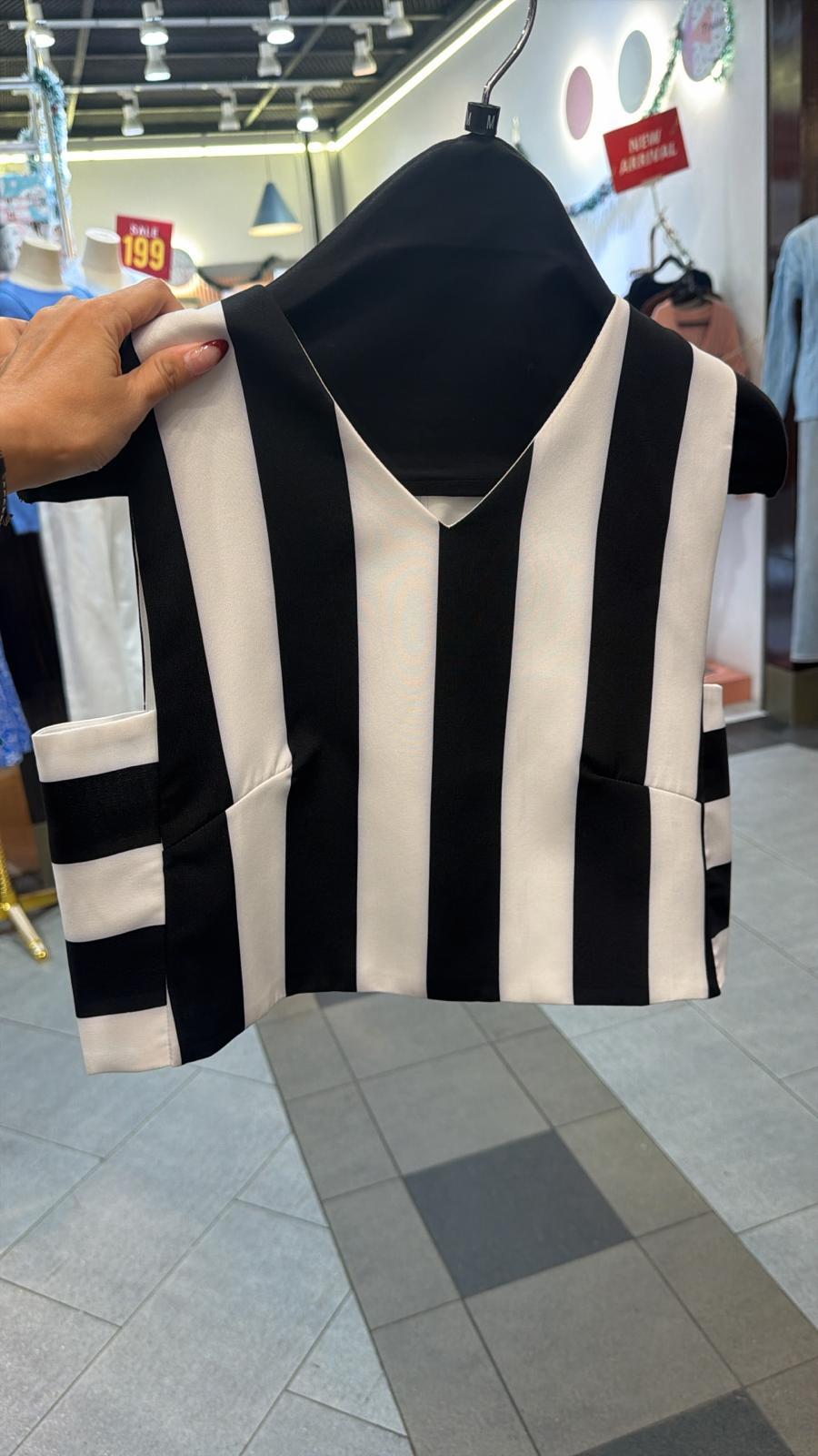 Must be in your closet - Vertical Stripe Bandeau Crop Top