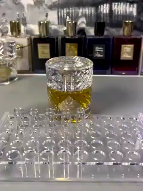 【ของแท้✓จัดส่งรวดเร็ว】Love,Don't Be Shy & Apple Brandy EDP 2ml/5ml/10ml น้ําหอม unisex กลิ่นติดทนนาน กลิ่นหอม น้ำหอมพกพา น้ำหอมขายดี น้ำหอมมินิ