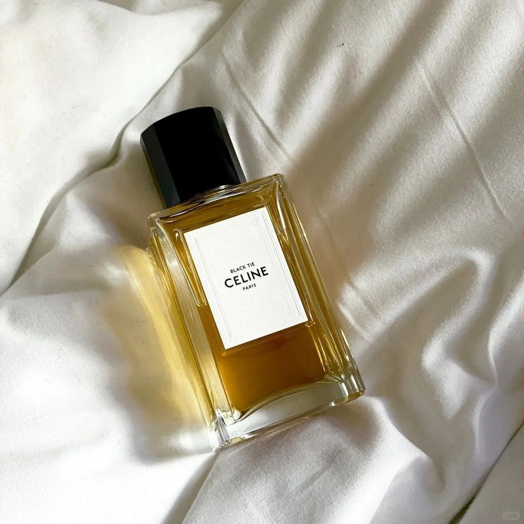 【ของแท้✓จัดส่งรวดเร็ว】Parade EDP & Black Tie & Reptile  EDP/Nightclubbing EDP 2ml/5ml/10ml น้ำหอมขายดี น้ําหอม unisex น้ำหอมพกพา กลิ่นติดทนนาน