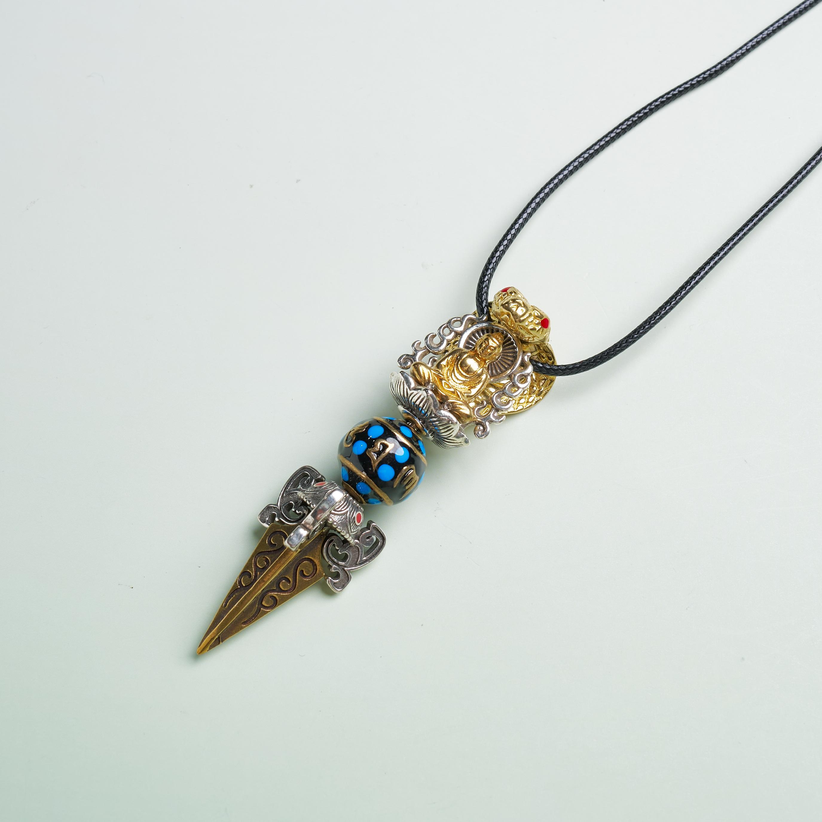 唐卡吊墜-金剛杵佛像配繩｜修行守護唐卡珠寶?療癒隨身佩戴 唐卡修行療癒吊墜