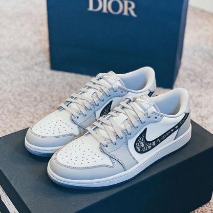 【NIKE×DIOR】Dior × Jordan 1 Retro High OG