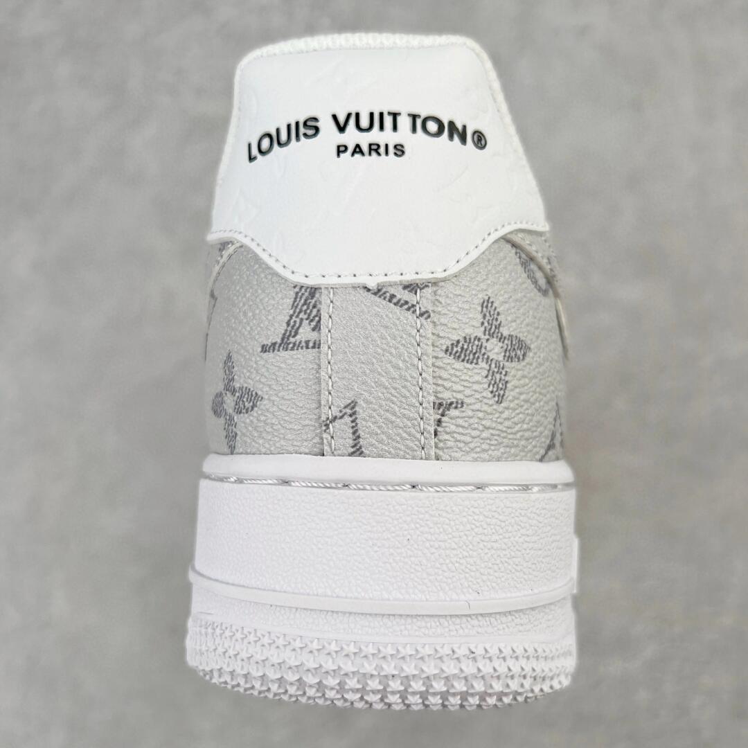 【日本未入荷】♪超入手困難LOUIS VUITTON X NIKE AIR FORCE1 白【代金引換】