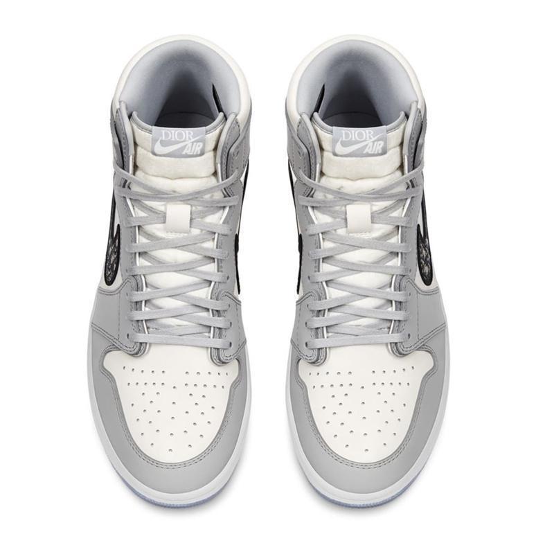 【NIKE×DIOR】Dior × Jordan 1 Retro High OG