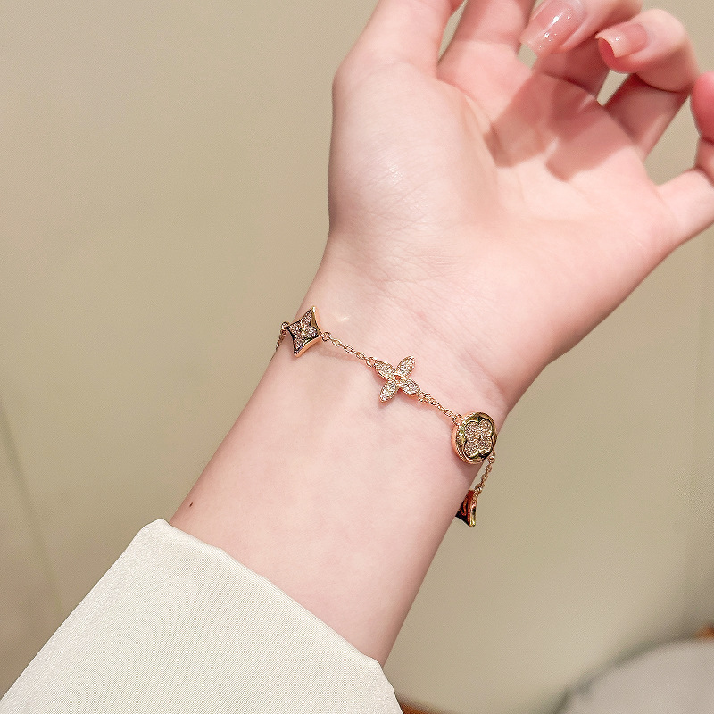 「星葉竹敘」精緻腕飾系列