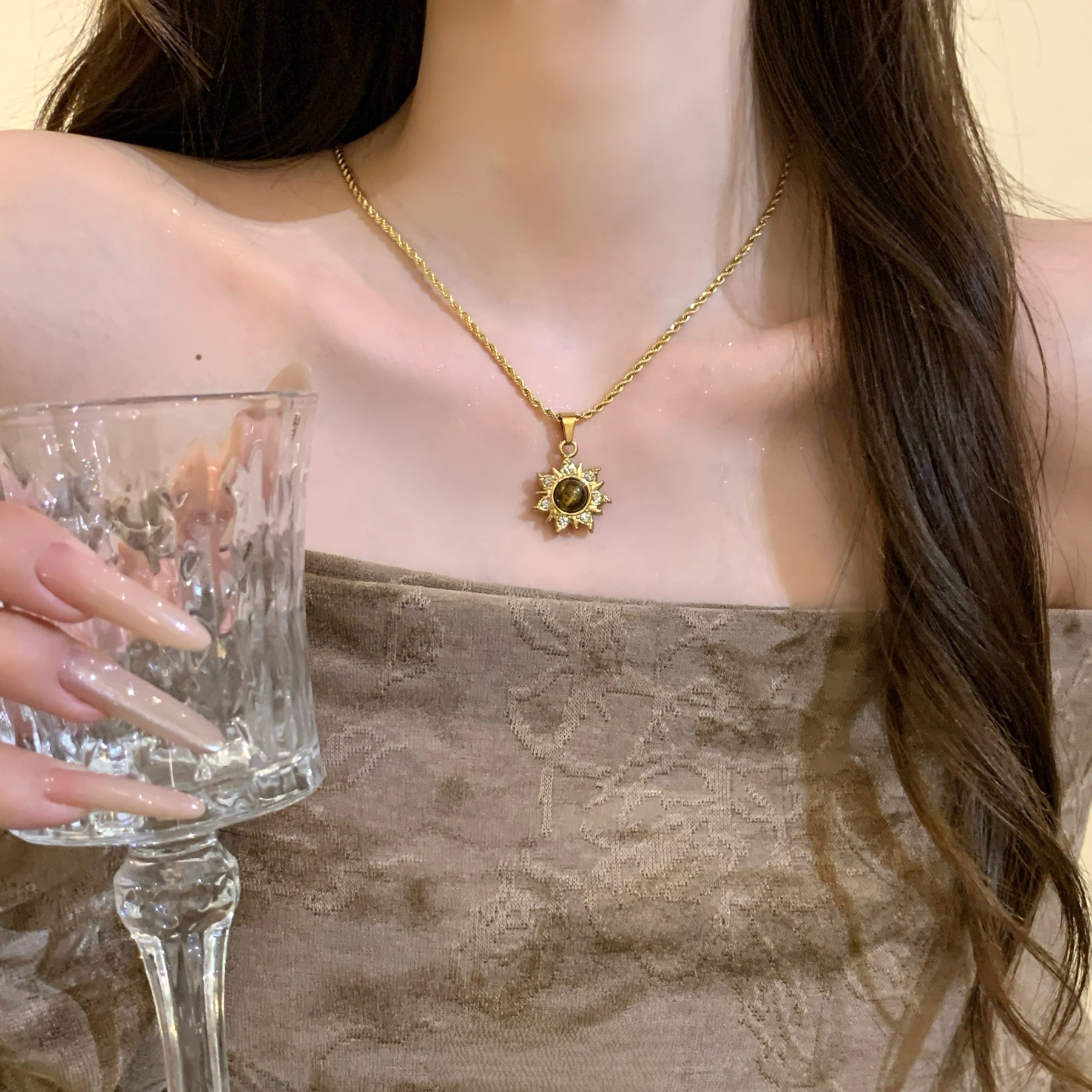 太陽花虎眼石項鍊｜輕奢小眾百搭鎖骨鏈