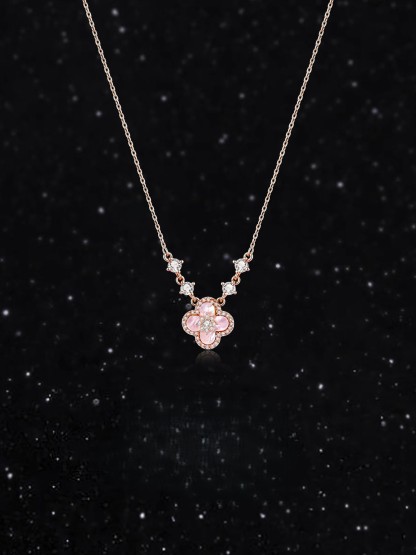 四葉草粉花細緻飾品｜柔和氣場日常配戴