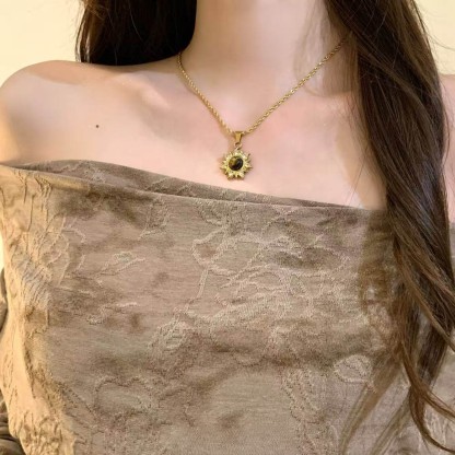 太陽花虎眼石項鍊｜輕奢小眾百搭鎖骨鏈