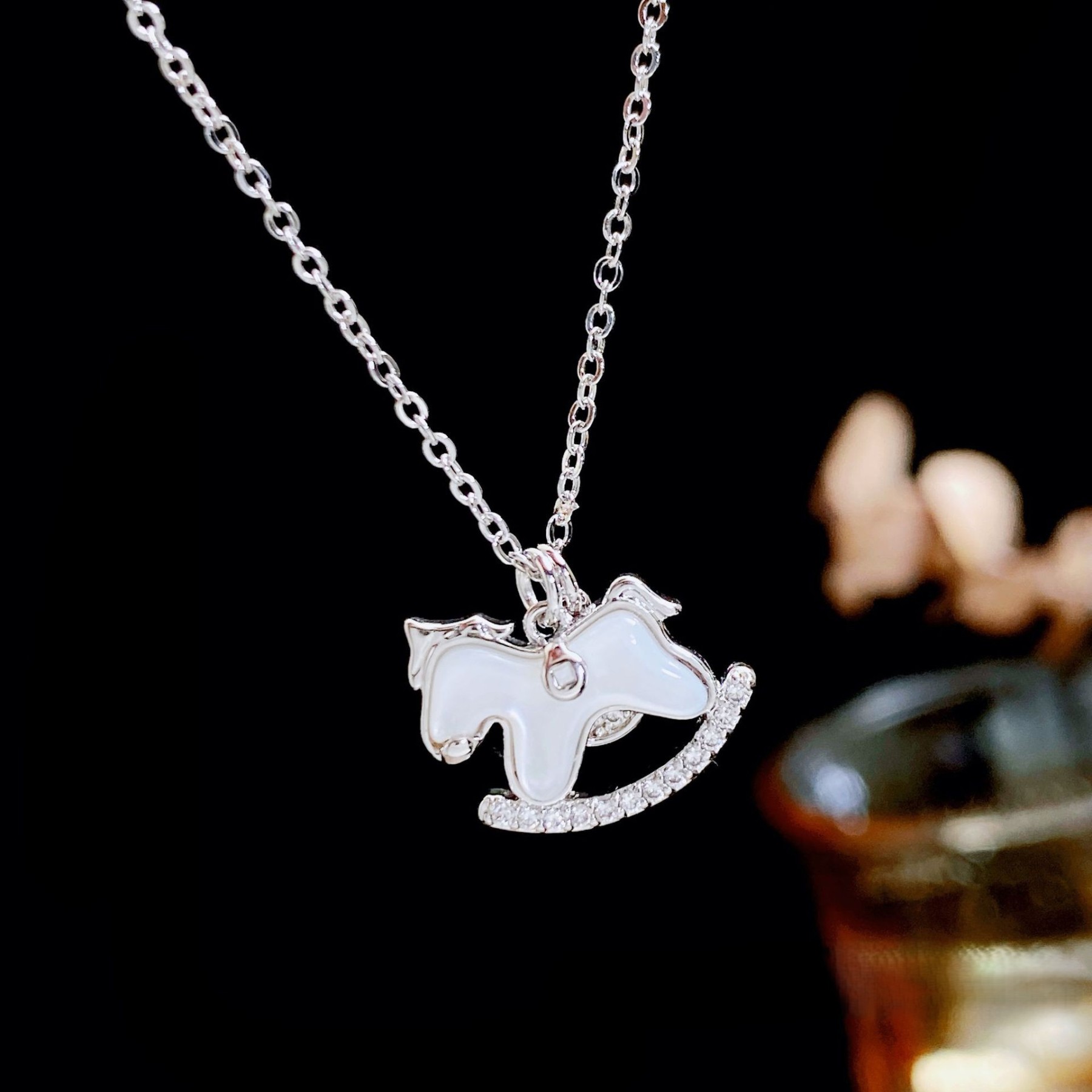 馬年開運項鍊：貝殼鎖骨鍊・馬上招財