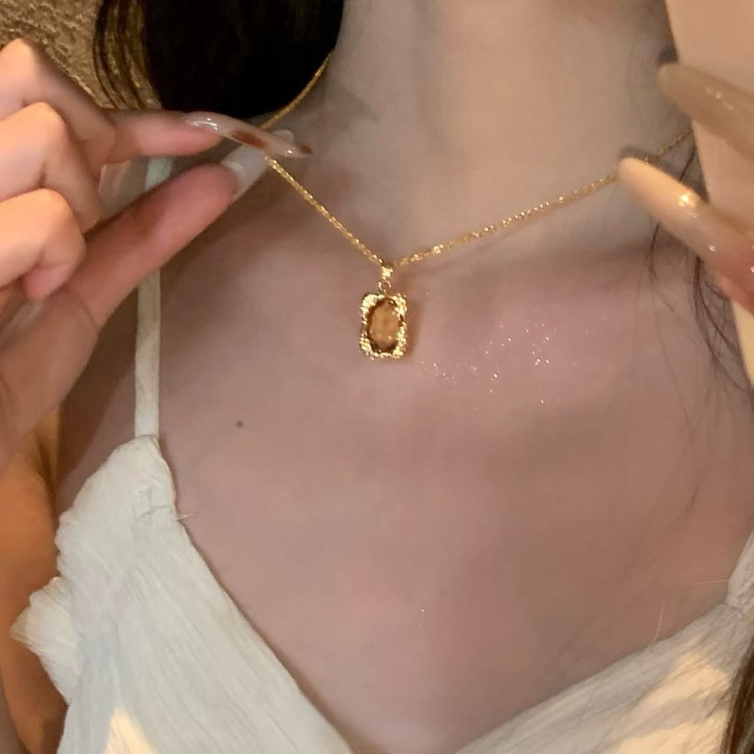 法式復古幾何墜項鍊｜簡約秋冬百搭毛衣鏈