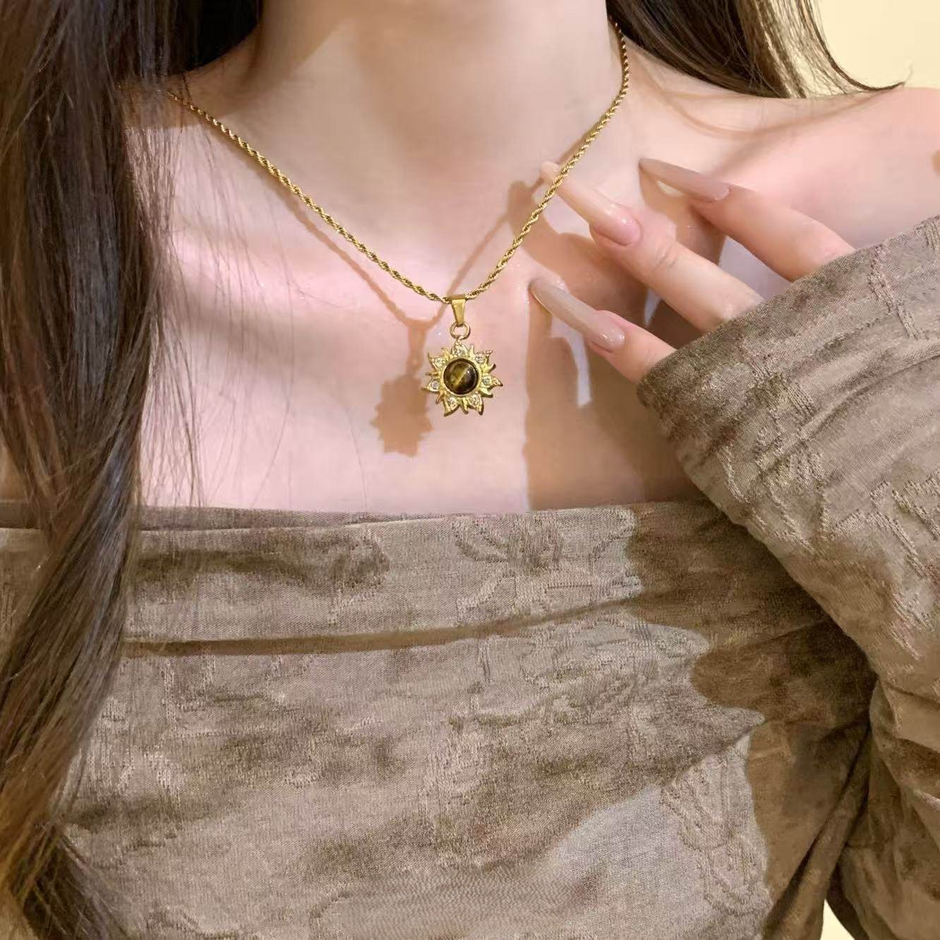 太陽花虎眼石項鍊｜輕奢小眾百搭鎖骨鏈