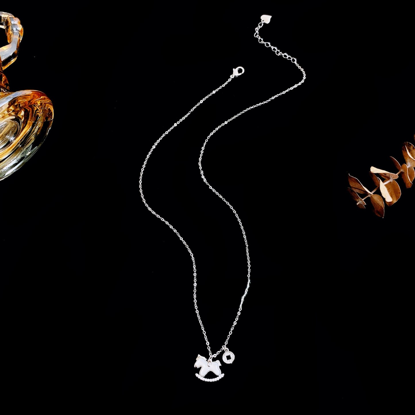 馬年開運項鍊：貝殼鎖骨鍊・馬上招財