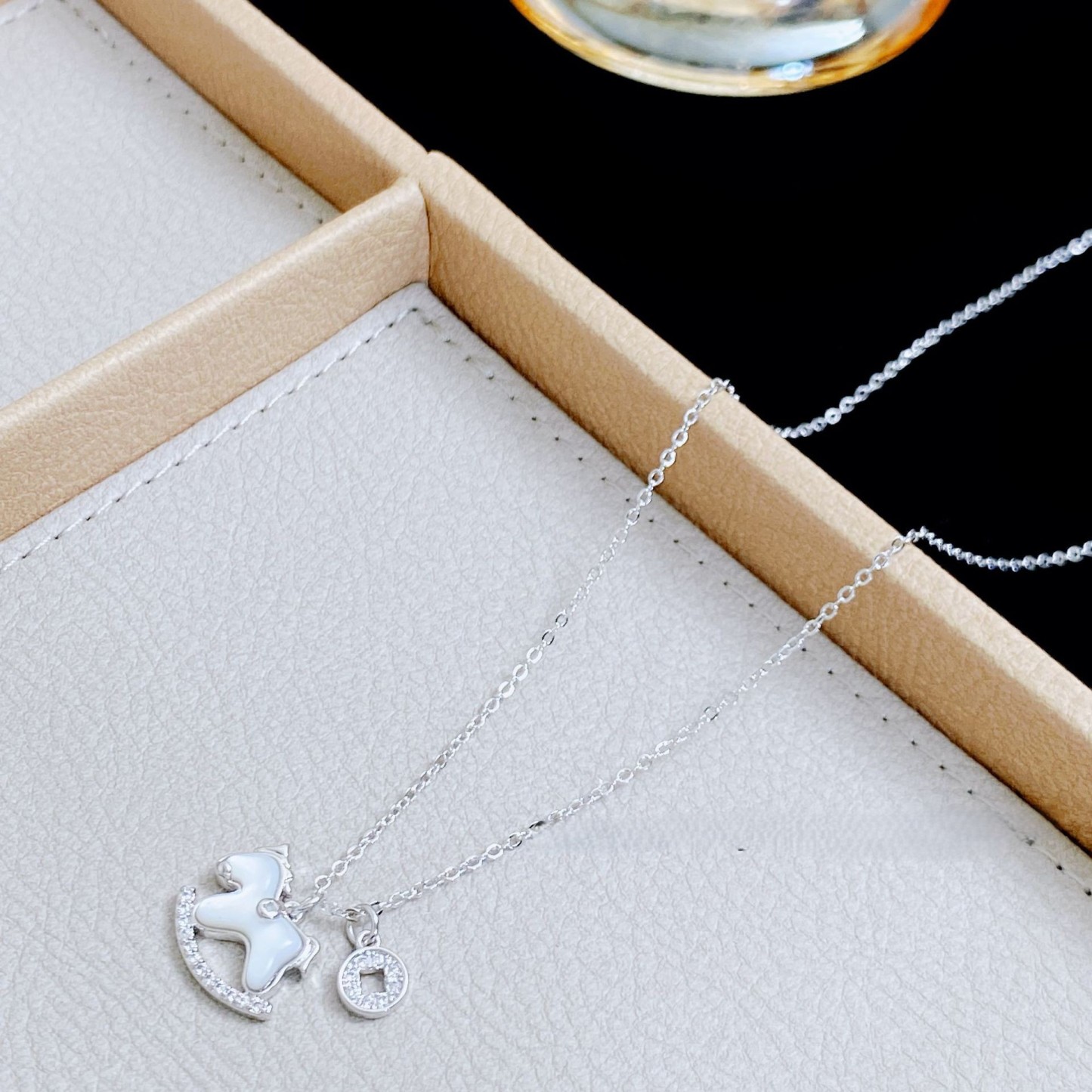 馬年開運項鍊：貝殼鎖骨鍊・馬上招財