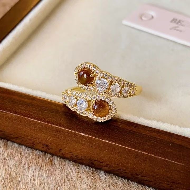 美拉德虎眼石蛇形開口指環｜2026 輕奢高級款