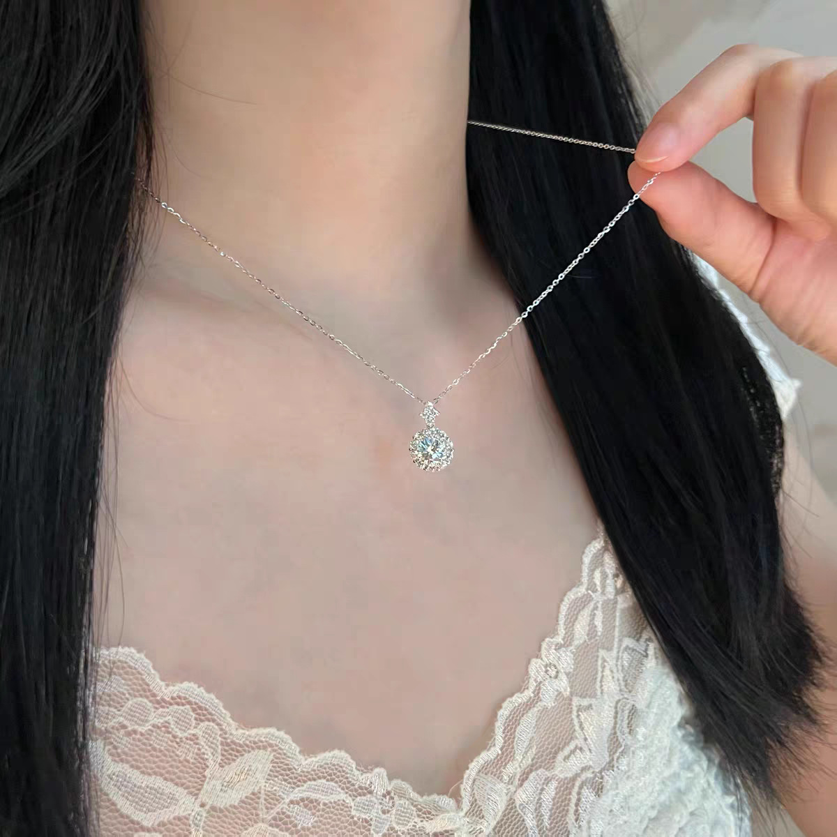 碎冰冰暴富方牌鎖骨鏈｜輕奢精致鎖骨鏈