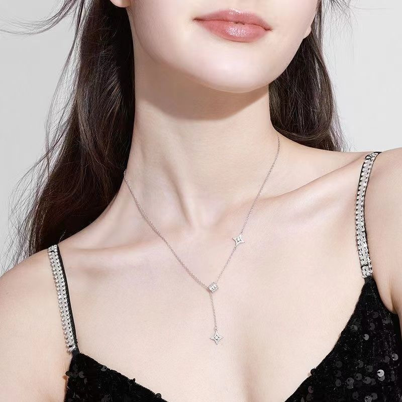 銀色星星流蘇 Y 字鎖骨項鍊｜顯瘦氣質日常款