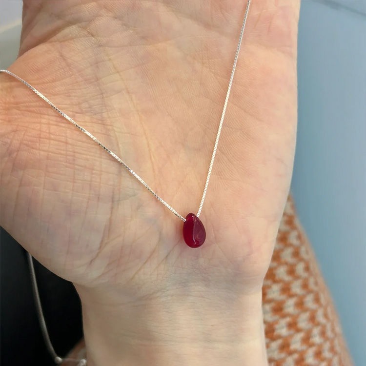 红色水滴坠锁骨项链