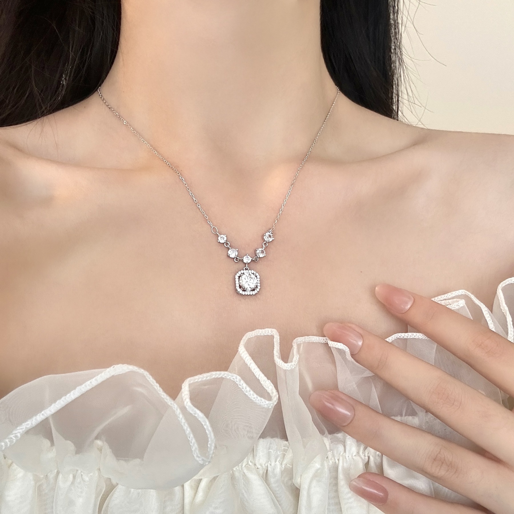 S999足銀方糖項鍊 氣質短鏈鎖骨鍊 女款日常穿搭