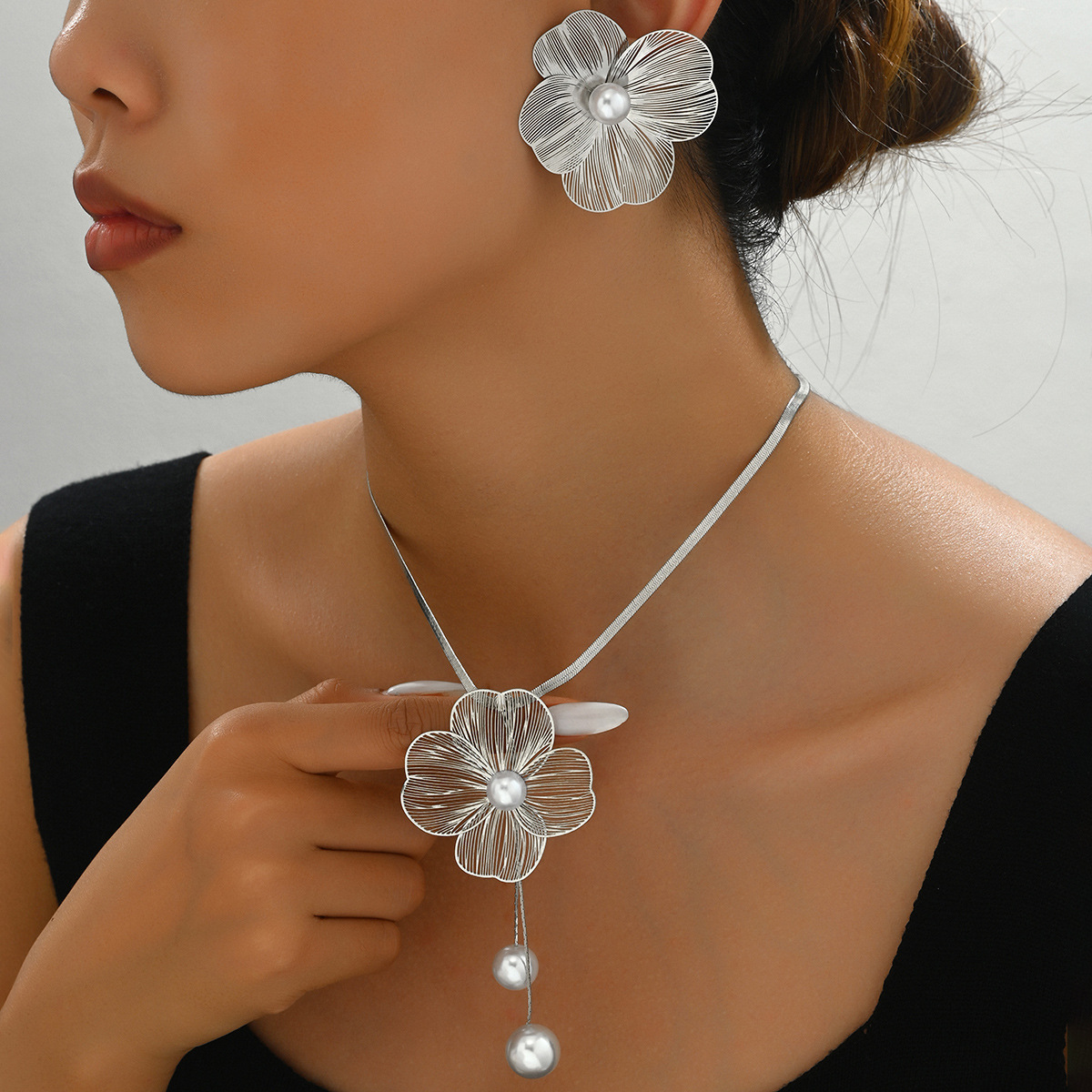 金線花柔珠｜項鍊耳環套組 高級百搭