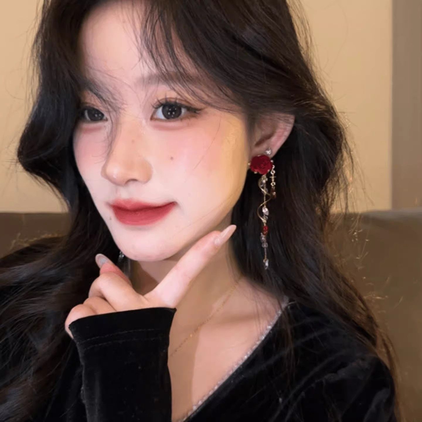 植絨紅玫瑰流蘇耳飾｜仙氣溫柔水鑽耳環