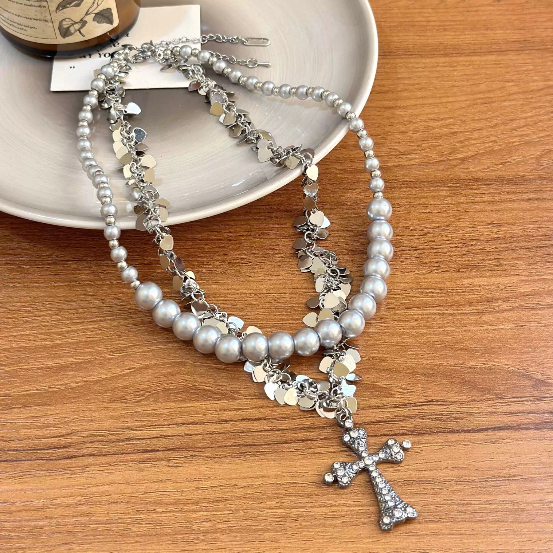 重工雙層十字架亮色愛心珍珠鏈｜嘻哈朋克風男女同款小眾高級鎖骨鍊