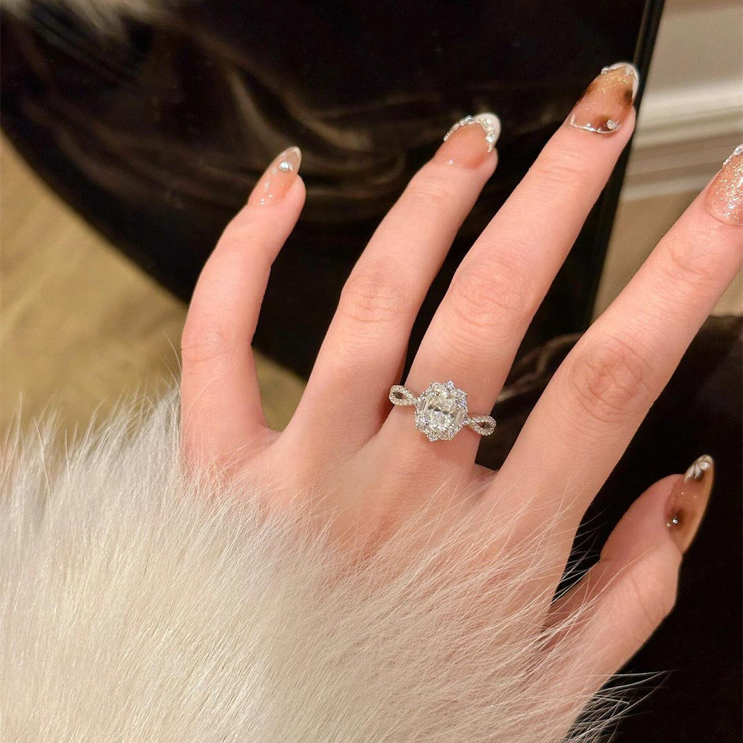 爆闪鸽子蛋莫桑钻 S925 纯银戒指｜小众高级日常百搭精致指环