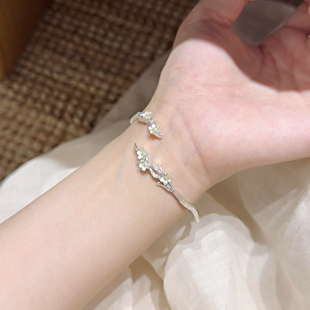 莫离茉莉花开口手环 新中式文艺轻奢款