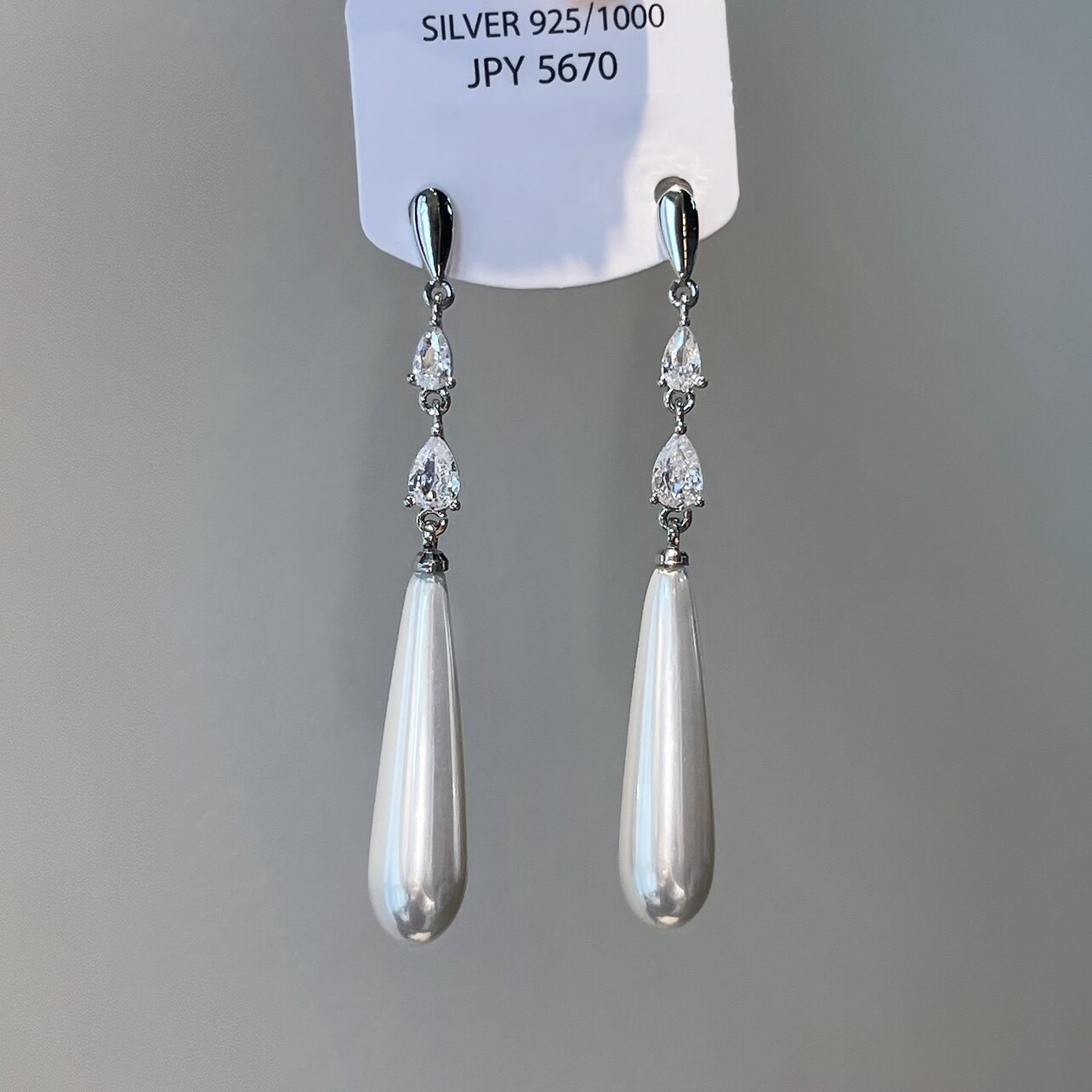 銀水滴珍珠新中式耳飾｜長款閃石點綴 銀針國風耳飾