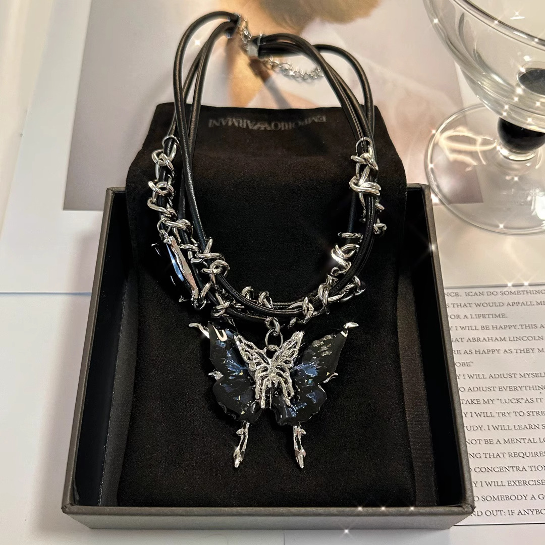 酷辣個性黑藍蝴蝶鉚釘項圈｜皮革 Chocker 小眾潮妹頸鏈