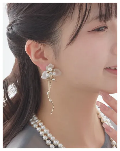 結婚式 ピアス 大ぶり イヤリング お呼ばれ アクセサリー セット可能 パーティー パール 揺れる