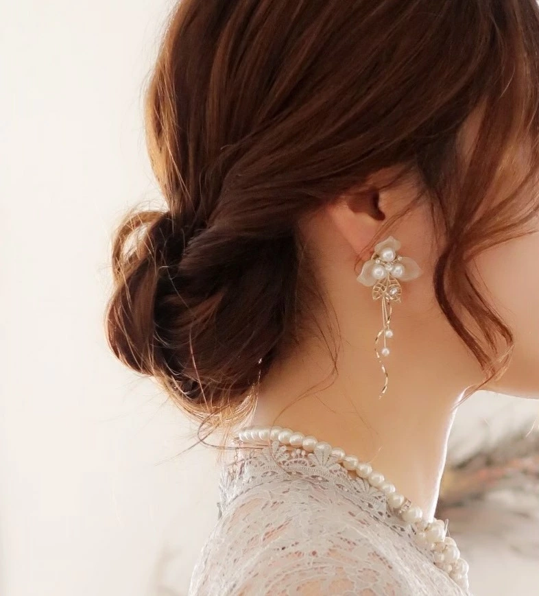 結婚式 ピアス 大ぶり イヤリング お呼ばれ アクセサリー セット可能 パーティー パール 揺れる