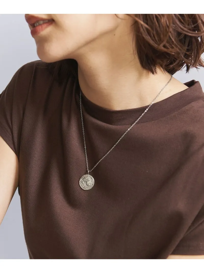 クラシカルなコインモチーフが目を引く3WAY仕様のネックレス。