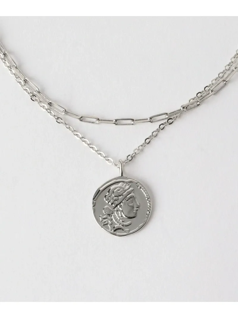 クラシカルなコインモチーフが目を引く3WAY仕様のネックレス。
