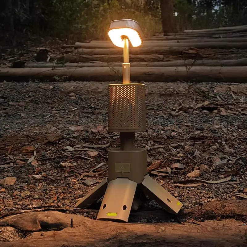 فانوس تخييم 2025 الجديد قابل للطي وشحن USB 🏕️✨   محمول بقاعدة قوية وحامل للمكشات والطلعات البرية! 🌟🚀