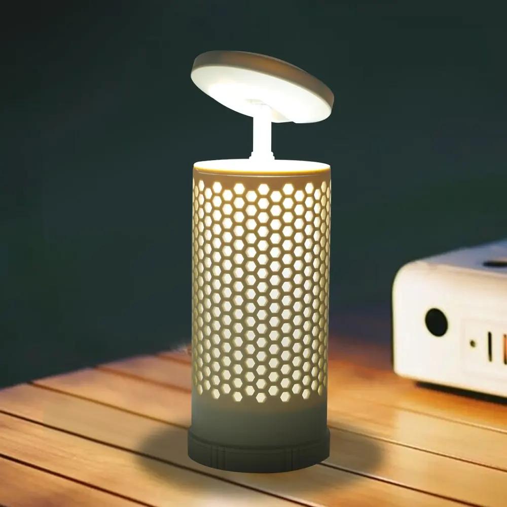 فانوس تخييم 2025 الجديد قابل للطي وشحن USB 🏕️✨   محمول بقاعدة قوية وحامل للمكشات والطلعات البرية! 🌟🚀