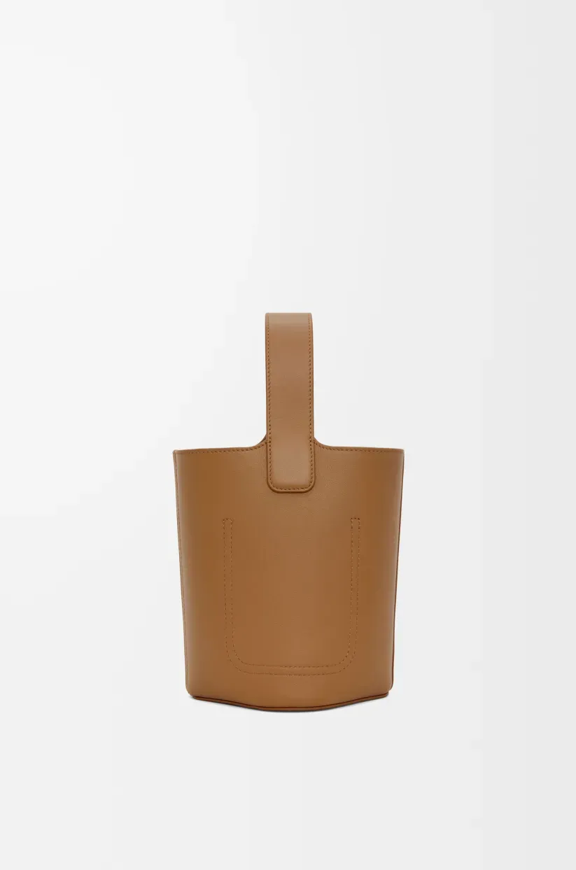 ペブル バケットバッグ ミニ（スムースカーフ）