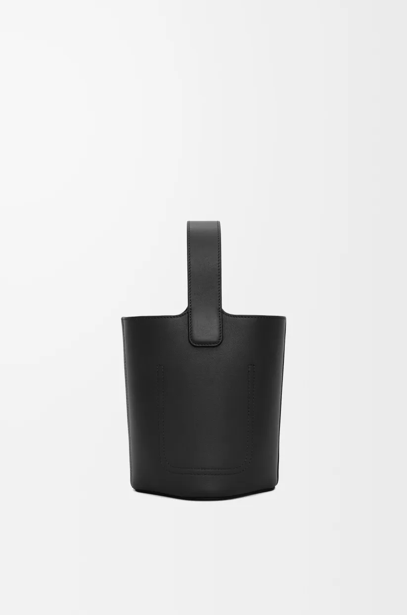 ペブル バケットバッグ ミニ（スムースカーフ）