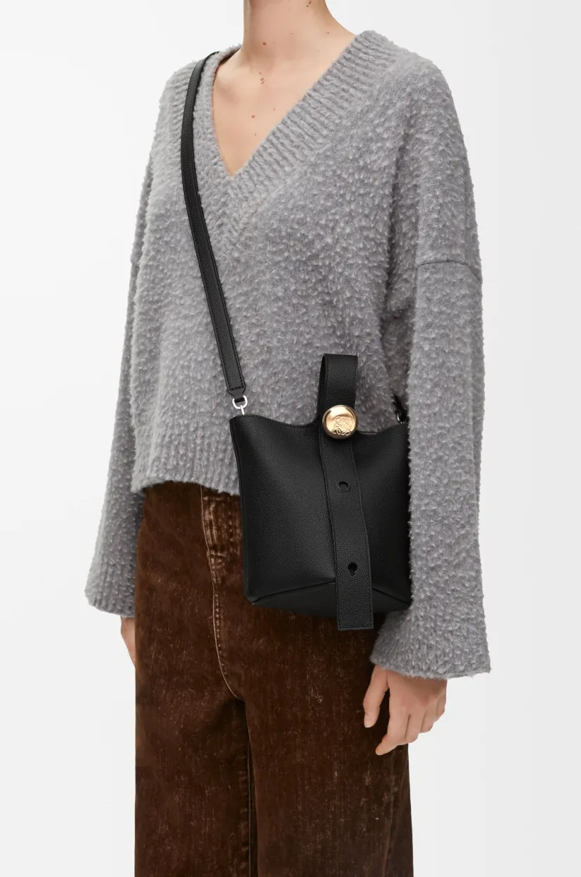 ペブル バケットバッグ ミニ（スムースカーフ）