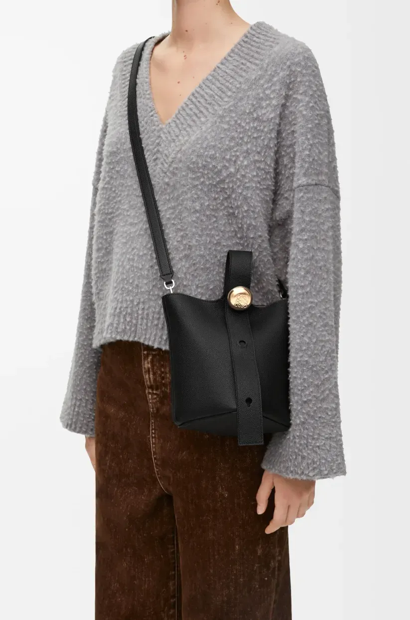 ペブル バケットバッグ ミニ（スムースカーフ）