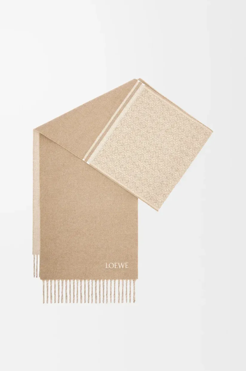 Loewe スカーフ（ウール&カシミヤ）