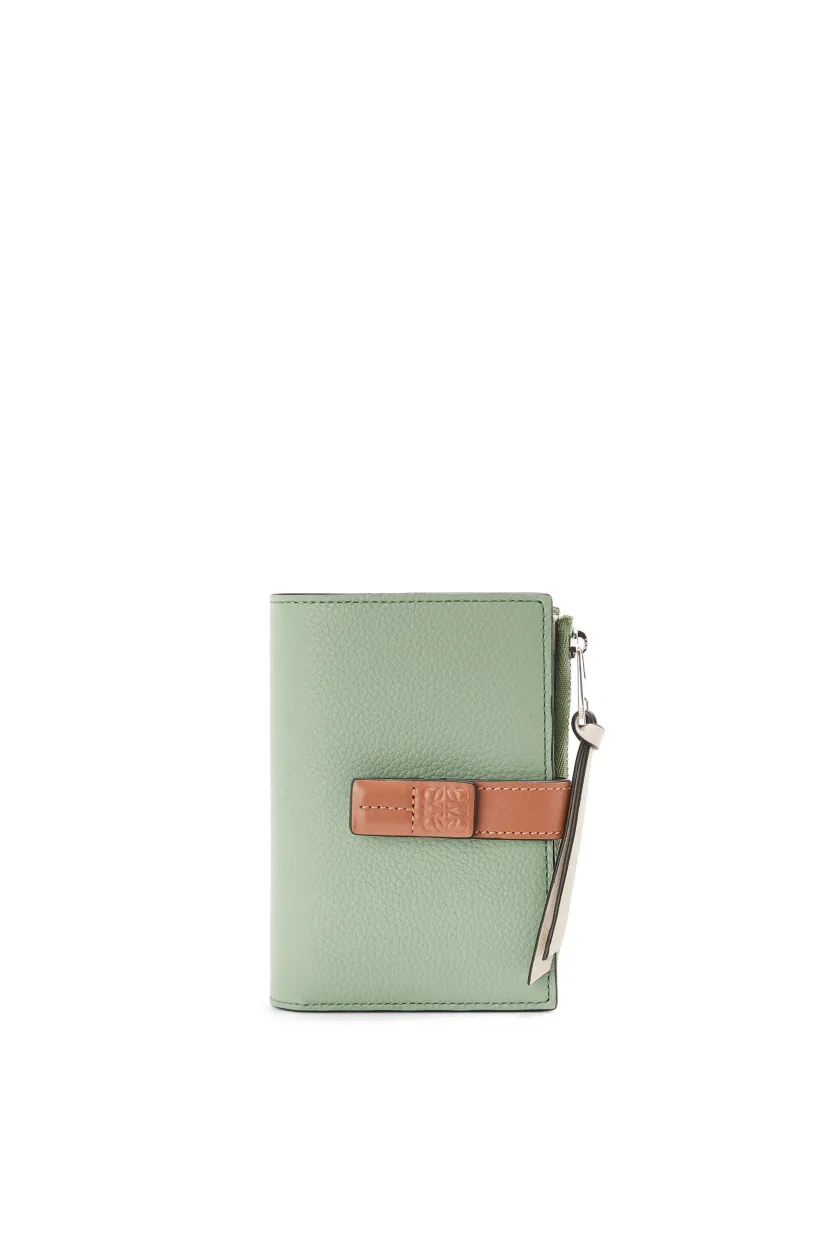 スリムジップ バイフォールド ウォレット（ソフトグレインカーフ）