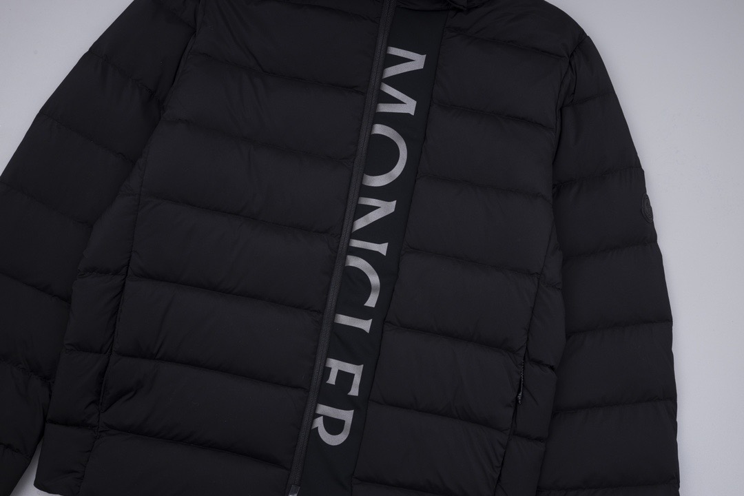 【公式認定ストア】MONCLER  Ume モンクレール 定番ダウンコート 限定発売中！多くの著名人やセレブに愛用されています! 爆買い！即完売必至