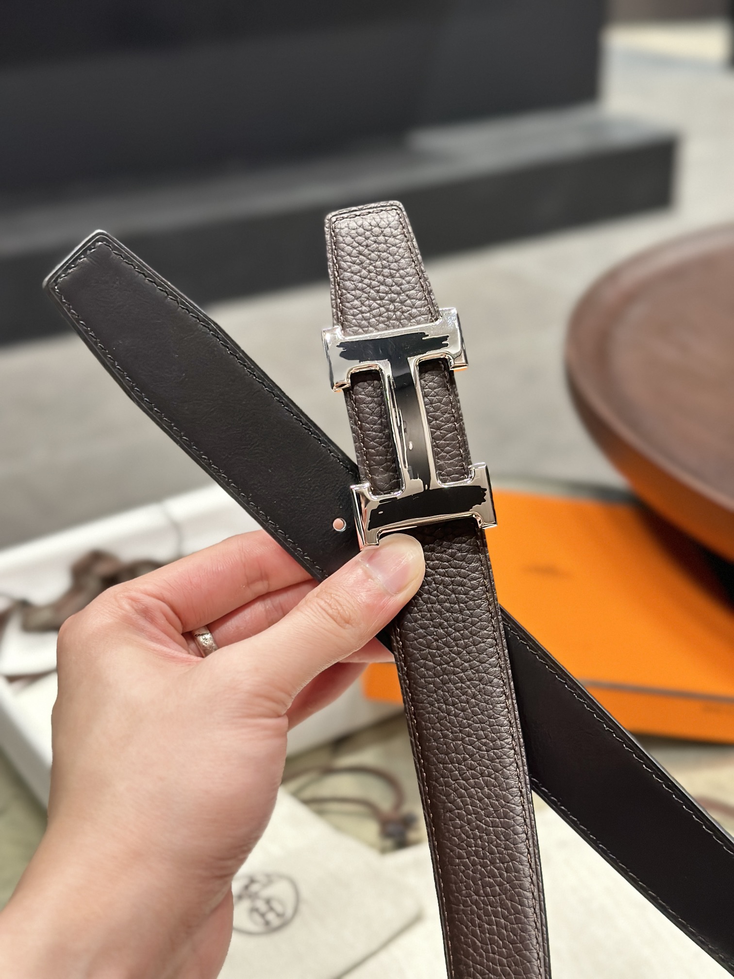 HERMES エルメスのベルトとハンドバッグのコンプリートパッケージ