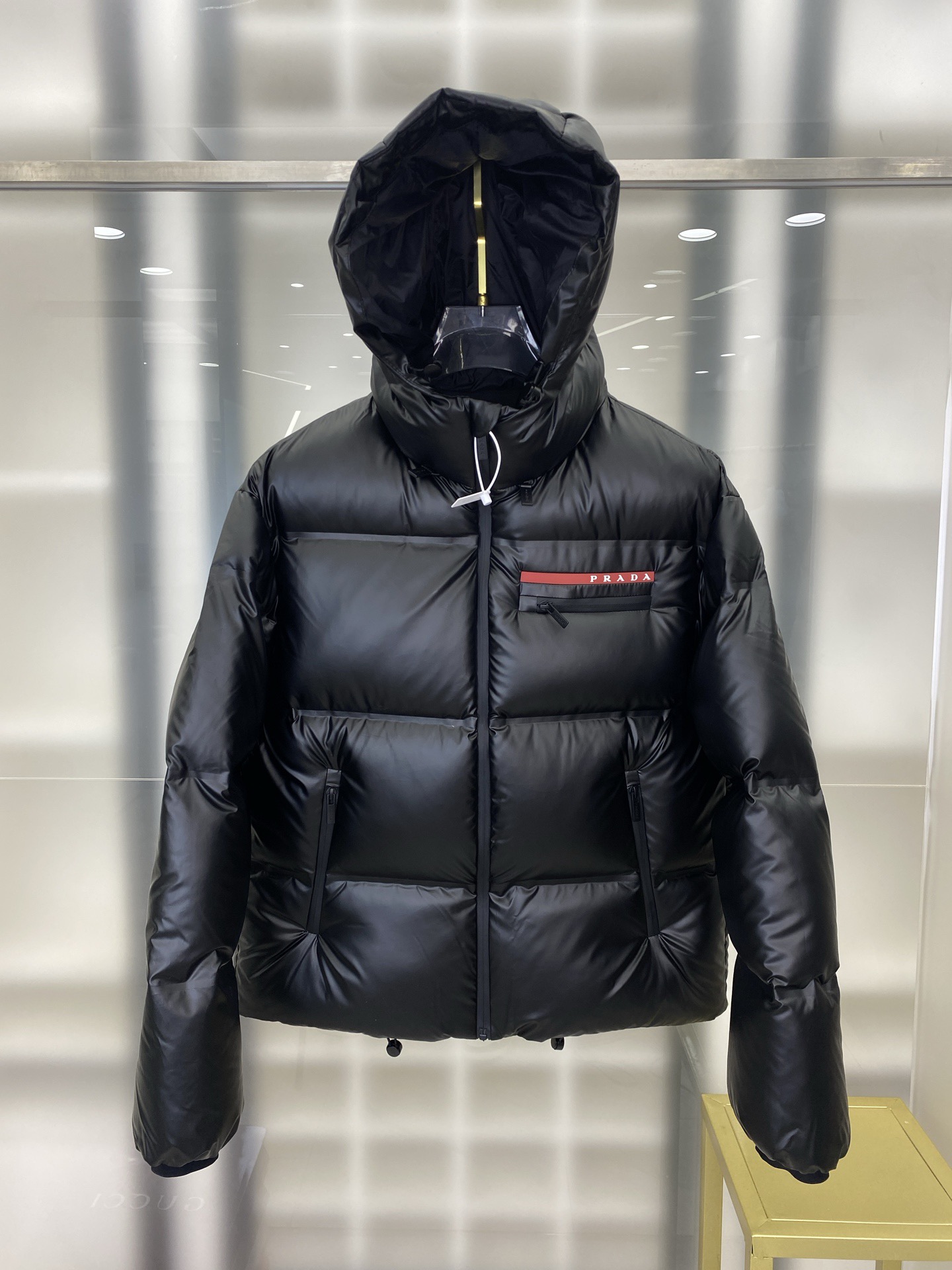 PRADAプラダ 冬のダウンジャケット 旬の新作 90%ホワイトダックダウンユニセックスMONCLER