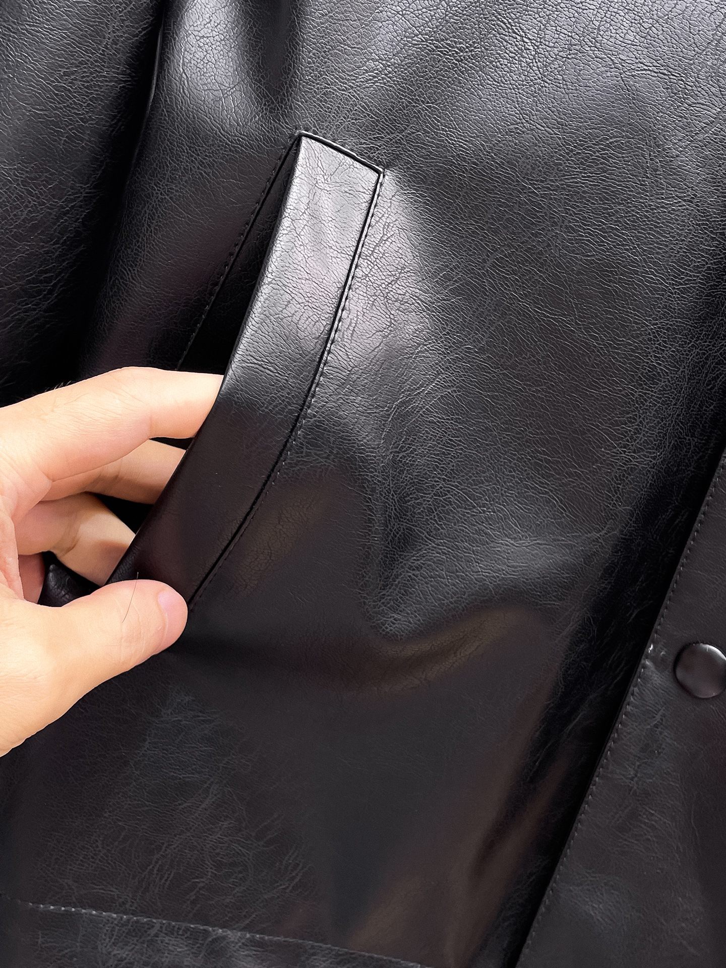 PRADA秋冬新作 トライアングルロゴ レザージャケット メンズMONCLER